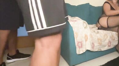 1 STRANGER PAYD ME MONEY TO FUCK MY CHEATING WIFE ( AMATEUR CUCKOLD THREESOME )