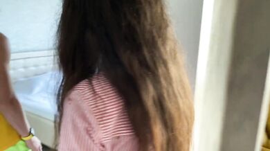A stranger divorced a girl with a guy to fuck, who turned out to be a cuckold