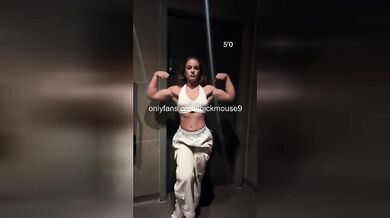 IG Live Yoga Fail: 18yo Virgin Ass PROLAPSED Out SHOCKED