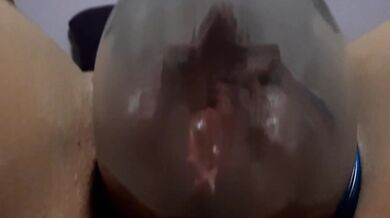 Amazing Pumped Giant Pussy
