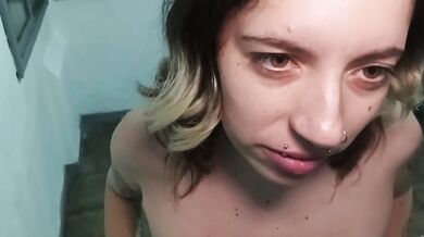 Sexo en Obra y Huida Desnuda después de Correrme en su Boca