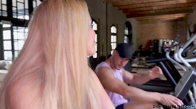 Hot gym couple finallly hook up - Marian Franco / Duncan Saint