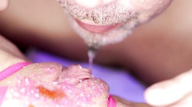 Pussy Clit Lick All You Can Eat Pink - MolliPoP