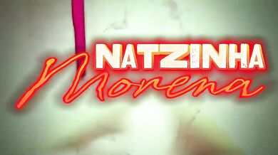 Pleasure experiment: MILF Natzinha all filled up with vibrating toys.
