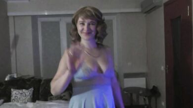 Pizza delivery guy brought pizza His met by naked owner sexy blonde MILF without panties and bra. Shower. Ass mature Natural Tits Milf Pussy Homemade