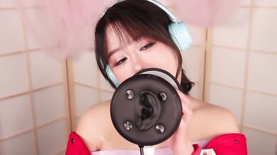ASMR Hot Girl Oil Ear Massage and Mic Pumping Tingles | Power Chainsaw Man Cosplay