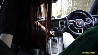 I met a young slut in the woods with a deep throat, and came in her mouth in my car│McTraaaher