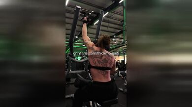 TikTok Live Gym Fail: 18yo Virgin Gangbanged by 5 Dicks BLOODY