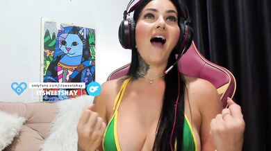 [Porn React] Mega Cumshot Compilation with Hot Stepmom MILF - Creampies, Massive Loads & Dripping Finishes! - ItSweetShay