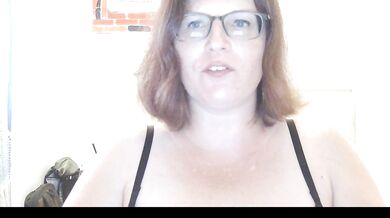 Teaser for bums and buns - full clip on fancentro