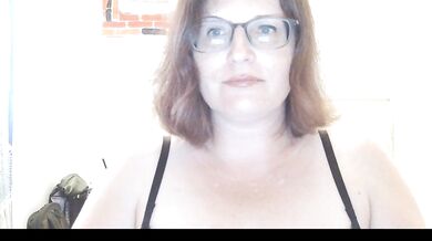 Teaser for bums and buns - full clip on fancentro