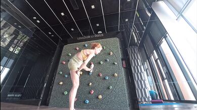 Redhead showing how flexible she is in those tight leggings