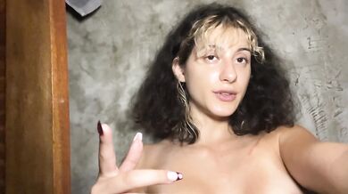 How to Squirt no Penetration - Big Clit Demonstration - Rexi Stone