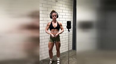 IG Live Q&A Mishap: 18yo Creampie Drips from Virgin Hole
