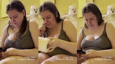 Gassy Inflated Belly - Foxlynn Moore - December 19, 2025