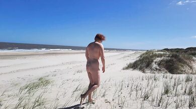 Naked walk and outdoor pissing in the desert