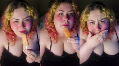 Strawbie popsicle time