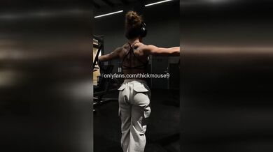 TikTok Live GRWM Fail: 18yo Virgin Ass Double Gaped Live