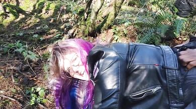 Milf fucks young 9inch bbc fan in public and gets creampied