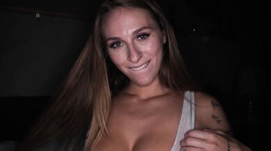 Horny College Girl Needs Money to Pay for Classes and Offers Me a Blowjob