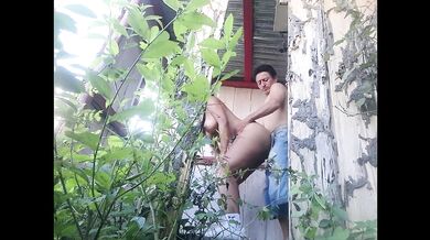 The old stepfather fucks his beautiful, big-assed, big-titted stepdaughter in the country house