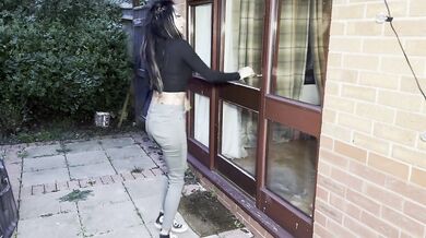 Thatbosslass pisses her pants