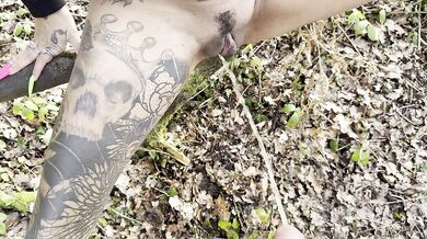 Piss on my pussy then I'll fuck myself outside