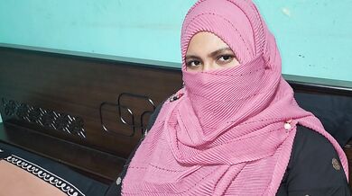 শালির ব্রেকাপ হয়েছে তাই দুলাভাই কে চুদতে বলছে