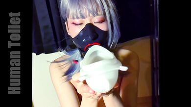 yuca_人間小便器奴隷がセルフ飲尿