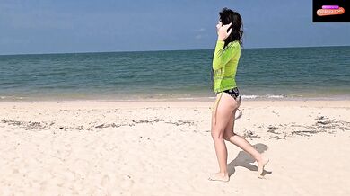 Hairy Pussy FLASH n PEE on a Public Beach# Evolova Sex Toy