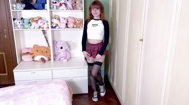 Teen redhead schoolar hot girl strip tease in her bedroom