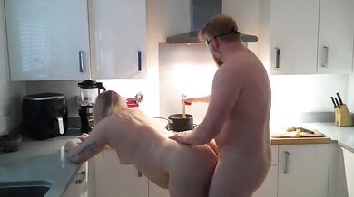 Big Ass Fucking While Cooking