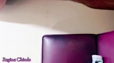 Regina Chindo - Dibalik layar live streaming ngewe bareng leader sales - percakapan