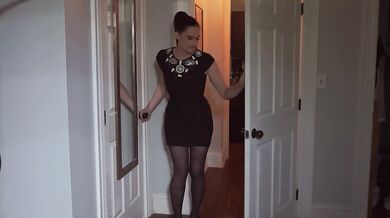 Stepmom Needs Help ASMR Audio Description