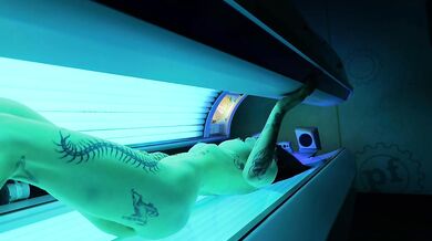 stranger gets to control my Lush while in the tanning bed