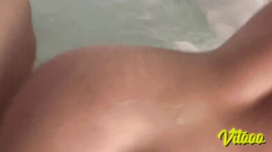 My girlfriend's sex session in the water, Latina with a big ass