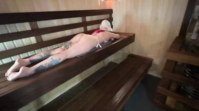 Dirty anal sex in a real Russian bathhouse