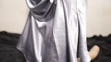 CEWEK INDO PAKAI DRESS SATIN SEXY BANGET, APALAGI MEMEKNYA DI LIHATIN