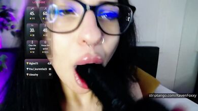 RavenFoxxy Flaunts Her Beautiful Brunette Body