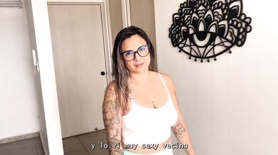 Colombian MILF gives oral sex to her partner after coming from the gym