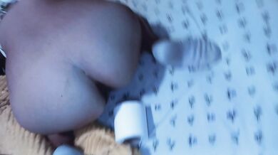 Sexy skinny girl moves her vagina on camera and then opens her rich vagina