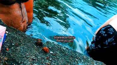 (සිංහල voice ),අල්ලපු ගෙදර එකීට හුකන්න ටෝක් කරා...srilankan outdoor couple.. with dirty talk.... cumshot .............................................