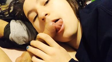 I Lay on His Lap and Get Some Cum!:)