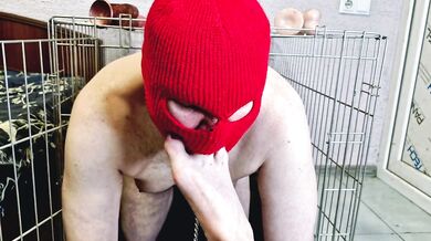 Domina Nika allows the slave to crawl out of the cage so that he kisses, licks her feet, sucks toes