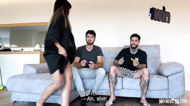 FRENCH BIG ASS FUCKING WITH TWO FRIENDS - THREESOME and DOUBLE PENETRATION