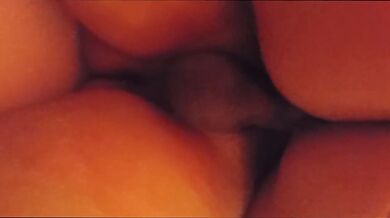 ALine Loira Married from São Paulo has fun with her husband's friend in a motel