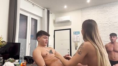 ITALIAN THREESOME - Stepbrother walks in on Marika Milani with her personal trainer and joins them