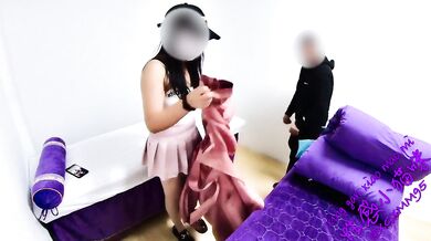 I seduced a male masseur and had sex with him.