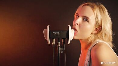 ASMR Close Up Juicy Ear Licking by Elsa (3Dio, 4K)