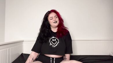 Goth girl made me cheat on my girlfriend